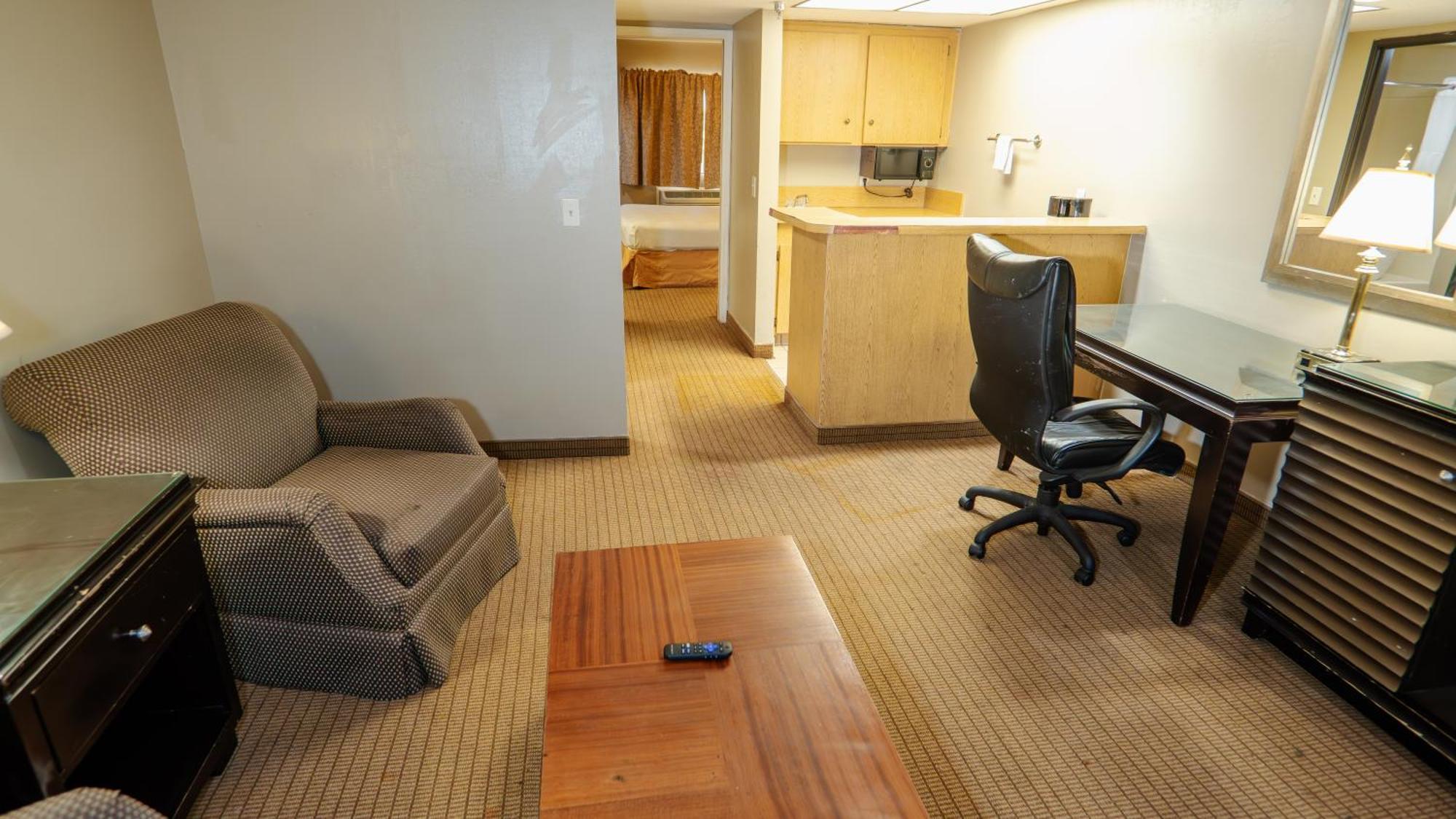 G T Hotels Inn & Suites Extended Stay Викторвил Екстериор снимка