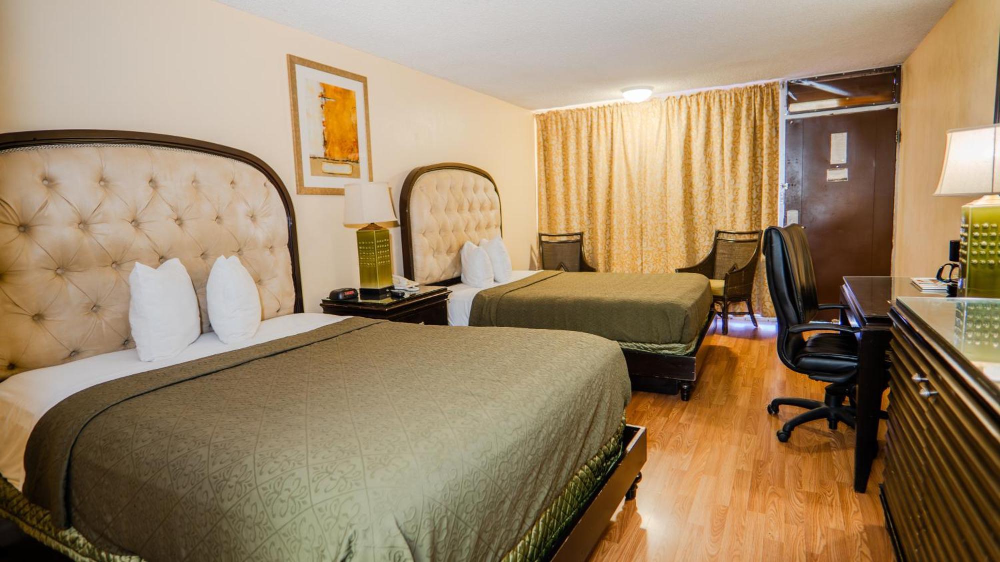 G T Hotels Inn & Suites Extended Stay Викторвил Екстериор снимка