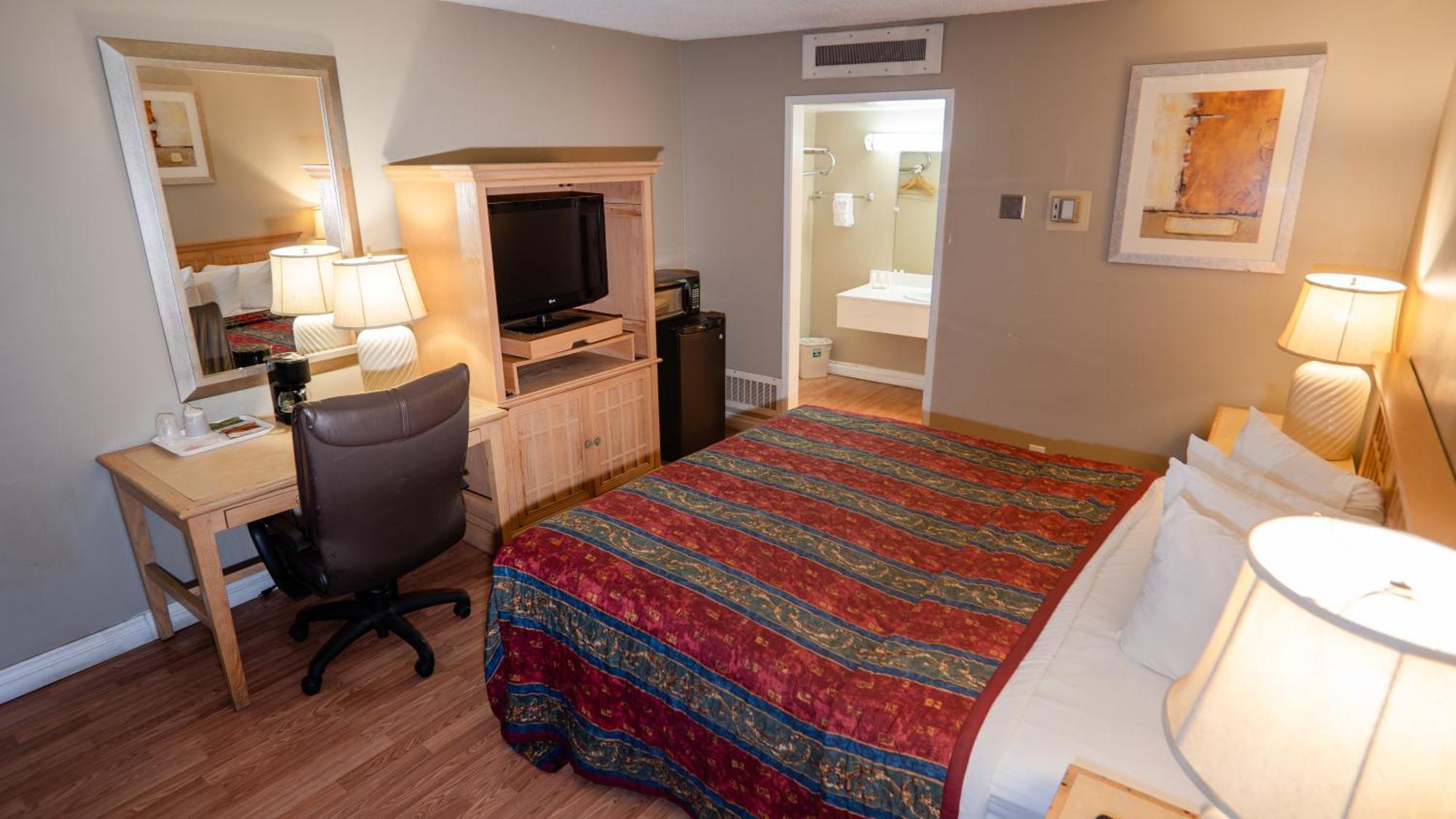 G T Hotels Inn & Suites Extended Stay Викторвил Екстериор снимка
